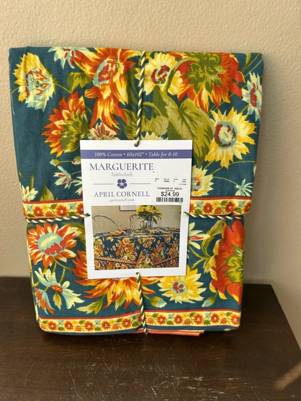 April Cornell Cotton Tablecloth Marguerite 60”x84”  Floral Spring New